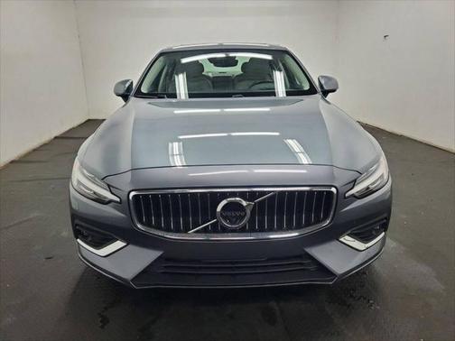 2020 Volvo S60 T5