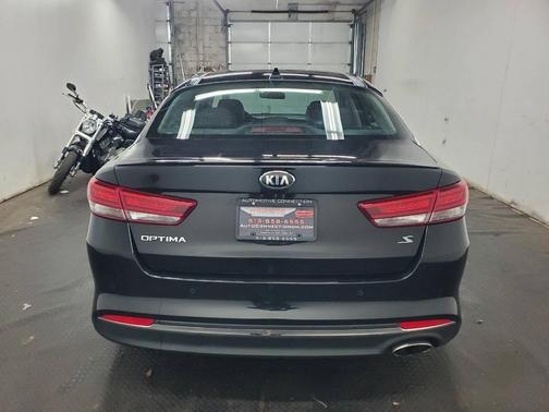 2018 Kia Optima LX