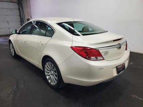 White 2012 Buick Regal Base