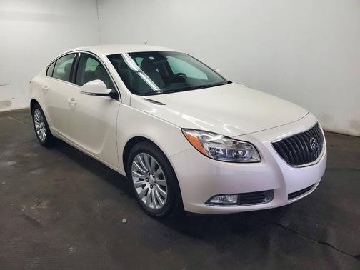 White 2012 Buick Regal Base