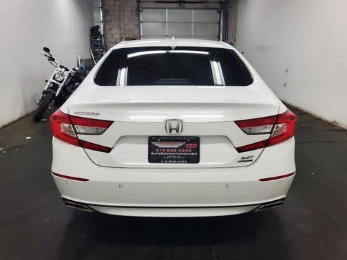 2018 Honda Accord Touring 2.0T