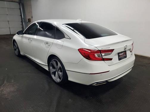 2018 Honda Accord Touring 2.0T