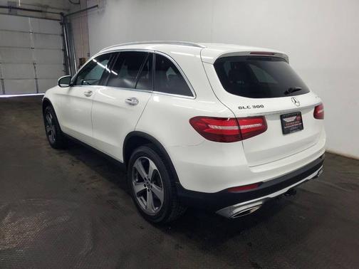 2018 Mercedes-Benz GLC 300 4MATIC