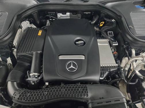 2018 Mercedes-Benz GLC 300 4MATIC