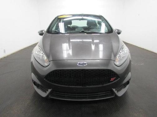 Photo 2 of 23 of 2017 Ford Fiesta ST