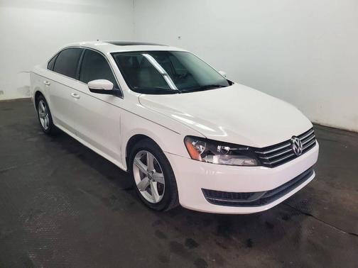 2013 Volkswagen Passat 2.5 SE