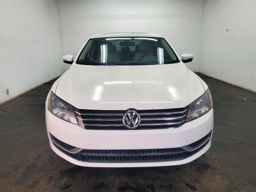 2013 Volkswagen Passat 2.5 SE