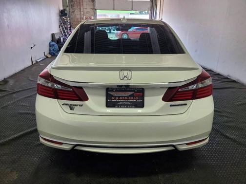 2017 Honda Accord Hybrid EX-L