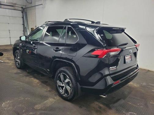 2021 Toyota RAV4 Prime SE