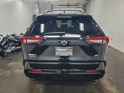 2021 Toyota RAV4 Prime SE
