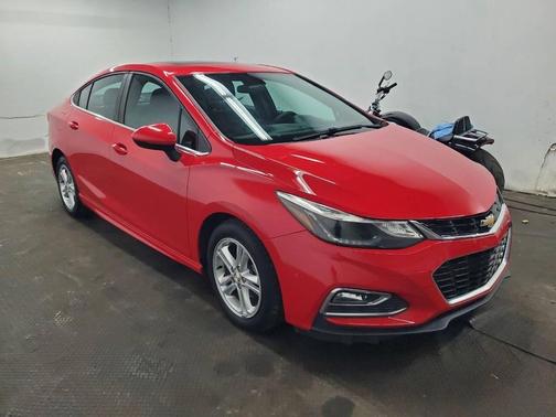 Red 2017 Chevrolet Cruze LT