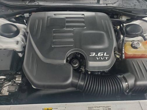 2015 Dodge Challenger SXT Plus