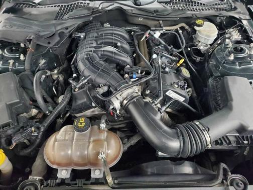 2015 Ford Mustang V6