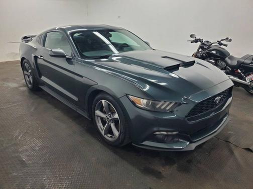 2015 Ford Mustang V6