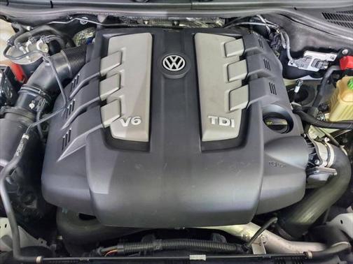 2014 Volkswagen Touareg TDI Lux