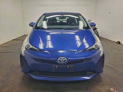 Blue Crush Metallic 2017 Toyota Prius Two