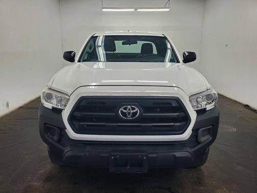 2016 Toyota Tacoma SR5