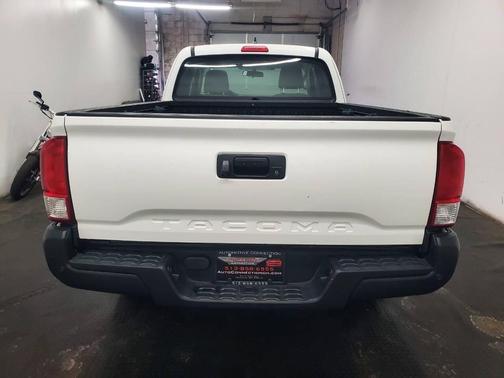 2016 Toyota Tacoma SR5