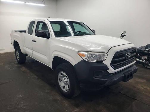 2016 Toyota Tacoma SR5