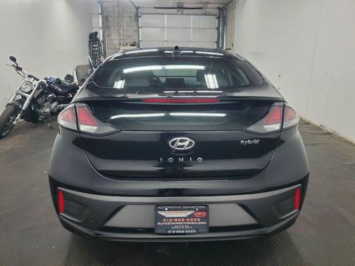 2021 Hyundai IONIQ Hybrid SEL