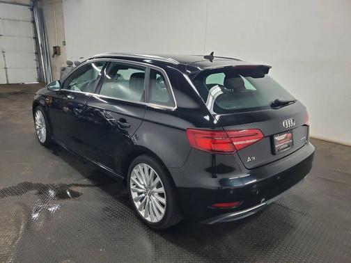 2017 Audi A3 e-tron 1.4T Tech Premium Plus
