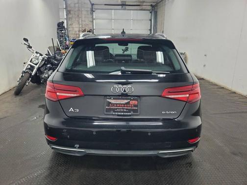 2017 Audi A3 e-tron 1.4T Tech Premium Plus