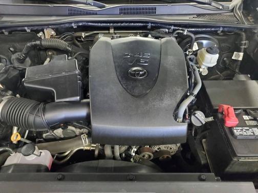 2020 Toyota Tacoma SR