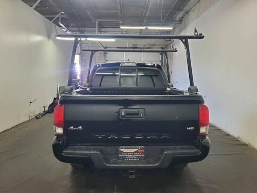 2020 Toyota Tacoma SR