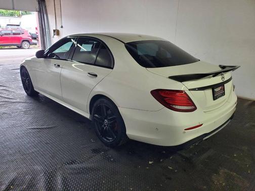 White 2017 Mercedes-Benz E-Class 4MATIC