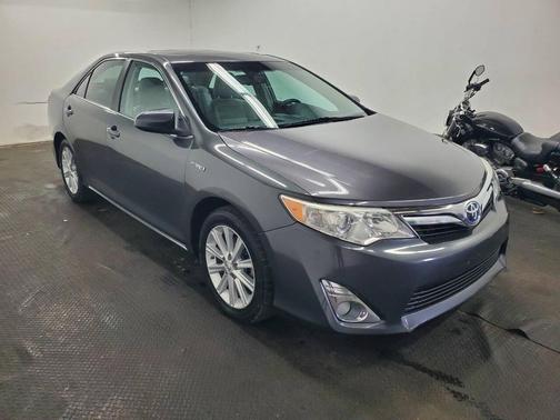 2014 Toyota Camry Hybrid XLE