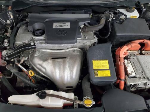 2014 Toyota Camry Hybrid XLE