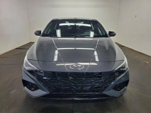 2023 Hyundai ELANTRA SE