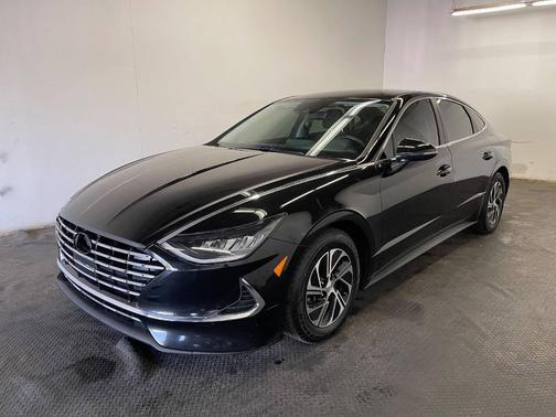 2022 Hyundai SONATA Hybrid SE