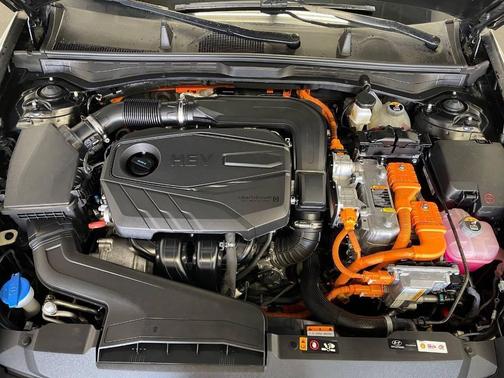 2022 Hyundai SONATA Hybrid SE