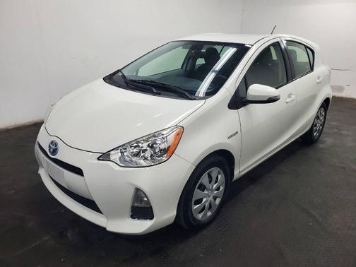 2014 Toyota Prius c Three