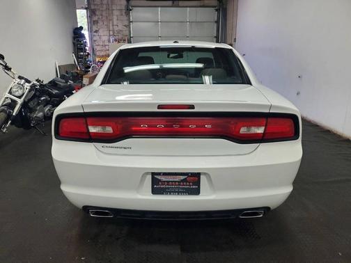 2011 Dodge Charger Base
