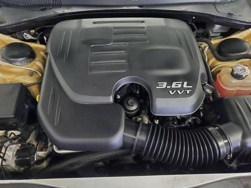 2011 Dodge Charger Base