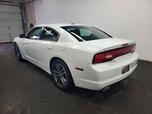 2011 Dodge Charger Base