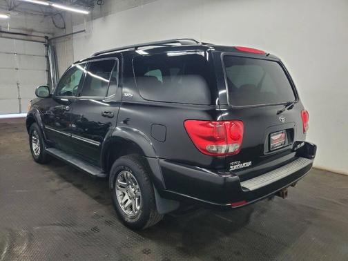 Black 2005 Toyota Sequoia SR5