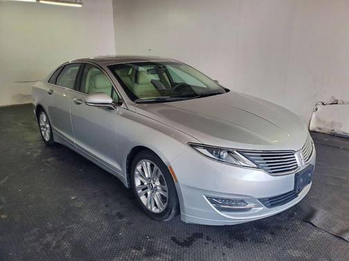 2014 Lincoln MKZ Base