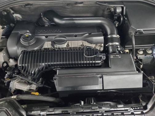 Blue 2015 Volvo S60 T5 Premier