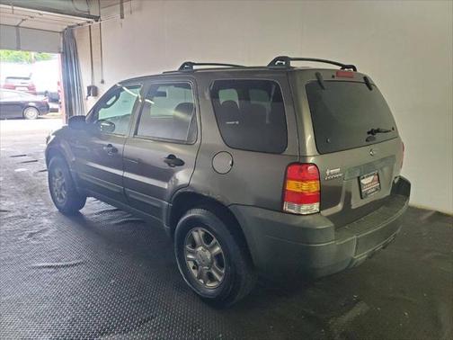 2005 Ford Escape XLS