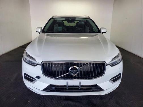 2018 Volvo XC60 Recharge Plug-In Hybrid T8 Inscription