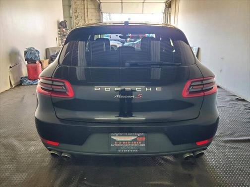 2017 Porsche Macan Base