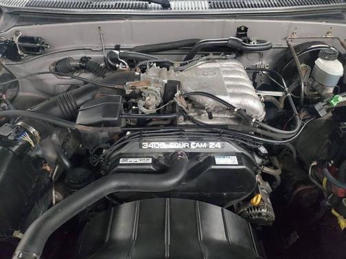 2001 Toyota Tundra SR5