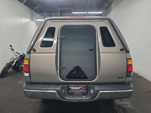 2001 Toyota Tundra SR5