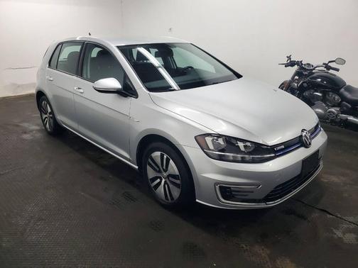 2019 Volkswagen e-Golf SE