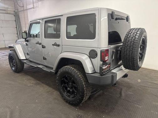 Billet Silver Metallic Clearcoat 2015 Jeep Wrangler Unlimited Sahara