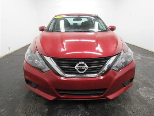 2016 Nissan Altima 2.5 SR