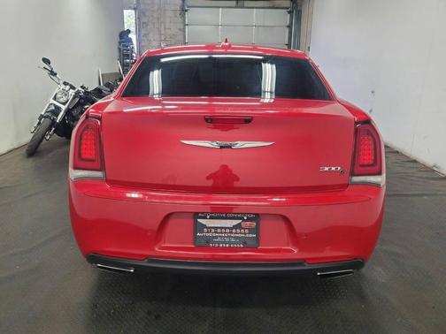 2017 Chrysler 300 S